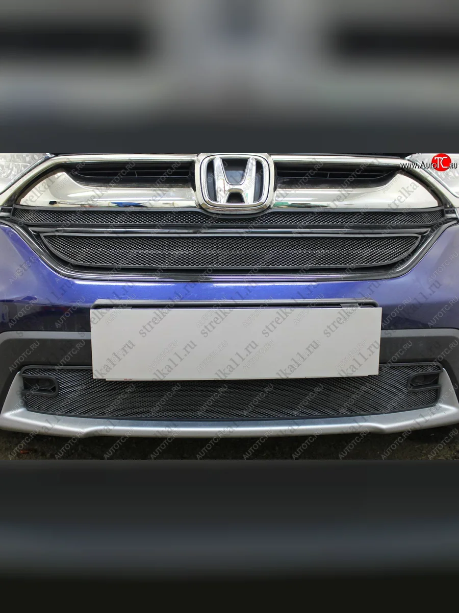 Защитная сетка радиатора в бампер (ячейка 3х7 мм, верх 2 части) Стрелка11 Стандарт Honda CR-V RW,RT дорестайлинг (2016-2020) (черная)  в Керчи Республика Крым