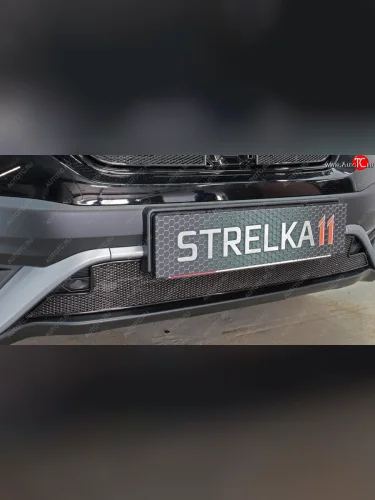 Защитная сетка радиатора в бампер (ячейка 4х10 мм, низ, под парктроник) Стрелка11 Премиум (черная) Honda CR-V RW,RT рестайлинг (2019-2022)