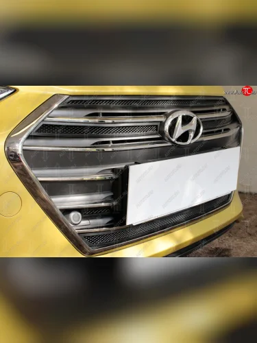 Защитная сетка радиатора в бампер (ячейка 3х7 мм, 5 частей) Стрелка11 Стандарт (черная) Hyundai Elantra AD дорестайлинг (2016-2019)