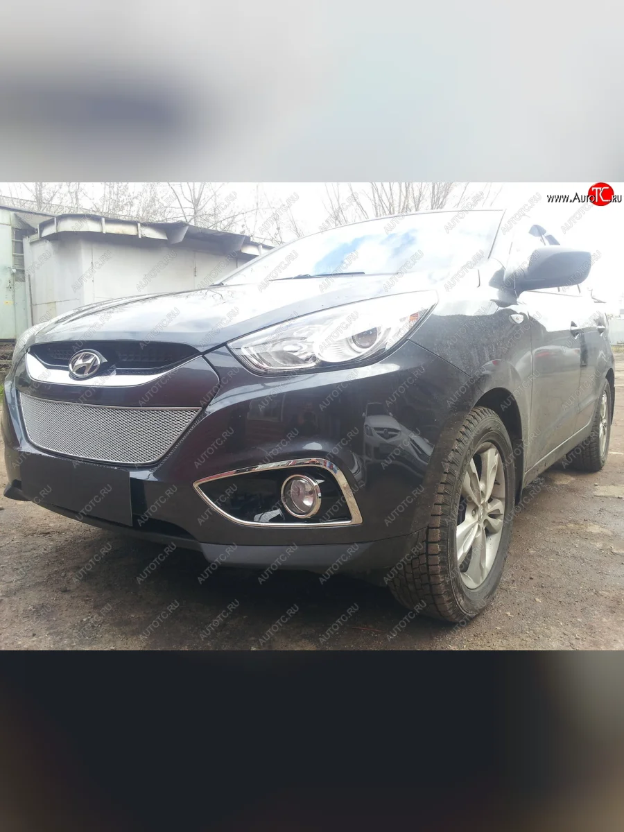 Защитная сетка радиатора в бампер (ячейка 4х10 мм) Стрелка11 Премиум Hyundai IX35 LM дорестайлинг (2009-2013) (хром)  в Самаре Самарской области