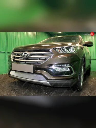 Защитная сетка радиатора в бампер (ячейка 3х7 мм) Стрелка11 Стандарт (хром) Hyundai Santa Fe DM рестайлинг (2015-2019)