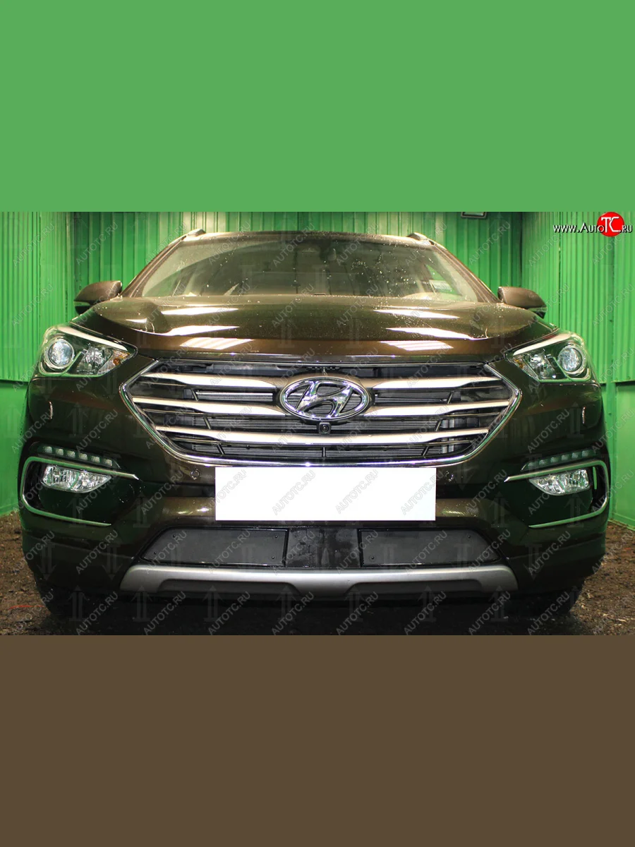 Защитная сетка радиатора в бампер (ячейка 4х10 мм, под датчик ACC) Стрелка11 Премиум Hyundai Santa Fe DM рестайлинг (2015-2019) (черный)  в Самаре Самарской области