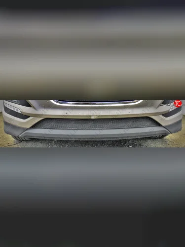 Защитная сетка радиатора в бампер (ячейка 4х10 мм, низ) Стрелка11 Премиум (черная) Hyundai Tucson TL дорестайлинг (2015-2018)