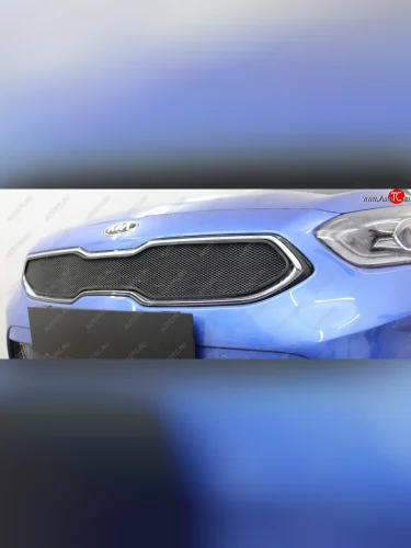 Защитная сетка радиатора в бампер (ячейка 3х7 мм, верх) Стрелка11 Стандарт (черная) KIA Ceed 3 CD универсал (2018-2025)