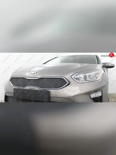 Защитная сетка радиатора в бампер (ячейка 3х7 мм, верх) Стрелка11 Стандарт (черная) KIA Ceed 3 CD универсал (2018-2025)