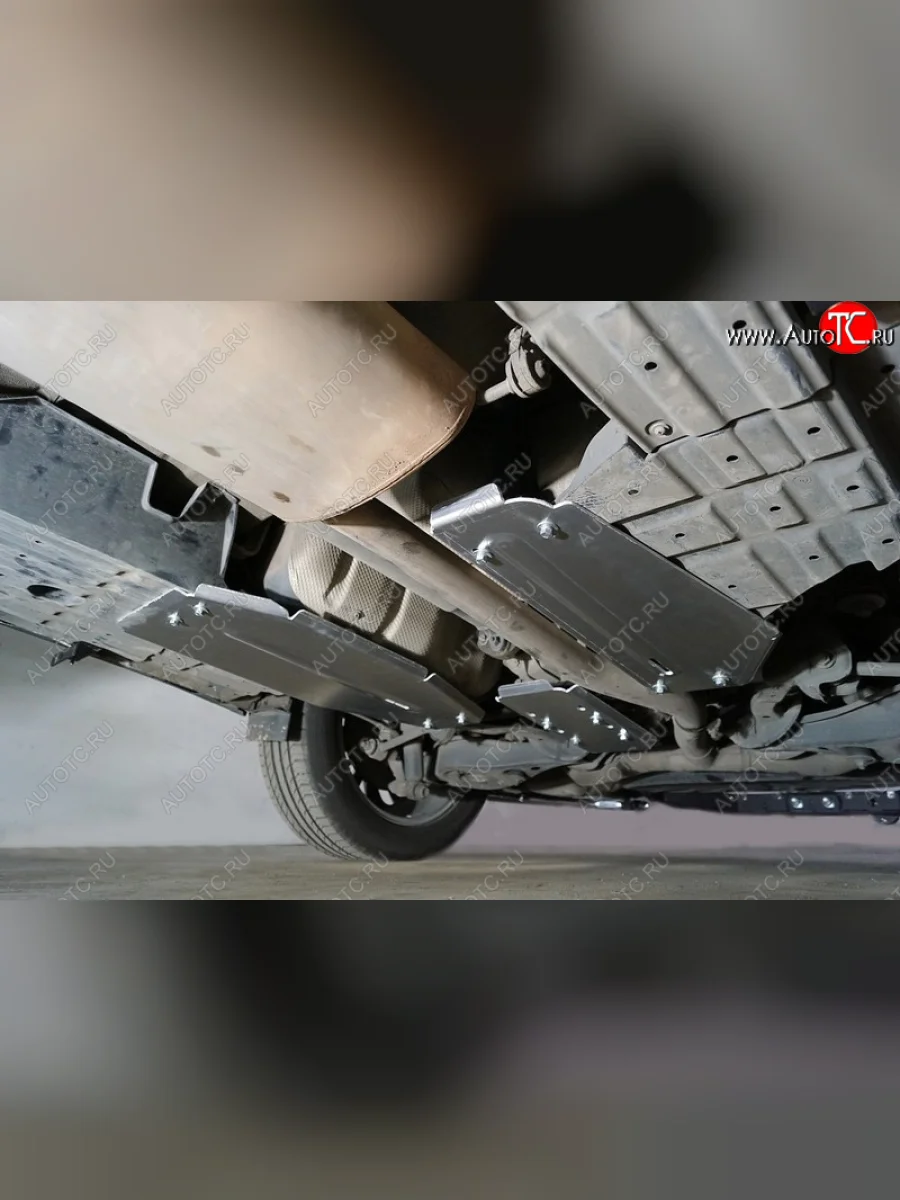 Защита бака (2.0T 4WD, алюминий, 2 штуки) TCC GAC GS8 (2016-2023)  в Керчи Республика Крым