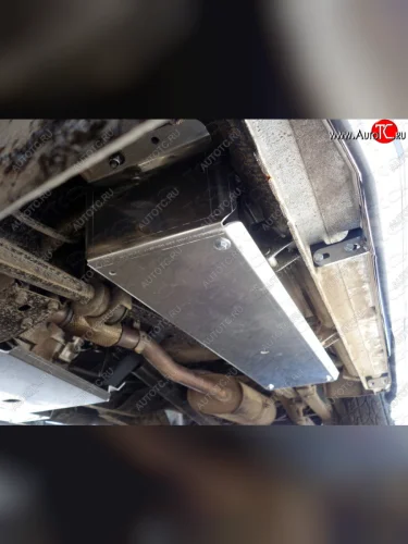 Защита бака (2 штуки, алюминий) TCC Уаз Патриот 23632 дорестайлинг пикап (2008-2014)