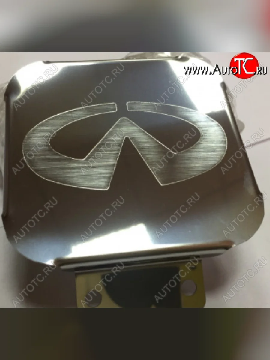 Заглушка на фаркоп с логотипом Infiniti (на фаркопы TCC, нержавеющая сталь) TCC  INFINITI  Qx50  J55, QX60  L50, QX70  S51, QX80  Z62  в Перми Пермском крае