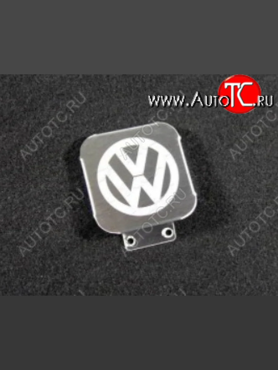 Заглушка на фаркоп с логотипом Volkswagen (на фаркопы TCC, нержавеющая сталь) TCC Volkswagen Caravelle T6.1 рестайлинг (2019-2025)  с доставкой в г. Пермь