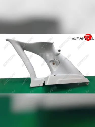 Правая накладка задней стойки ПЛАСТИК Лада ВАЗ Калина 1119 хэтчбек (2004-2013)