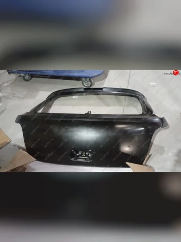 Дверь багажника BodyParts Chevrolet Cruze J305 хэтчбек дорестайлинг (2009-2012)