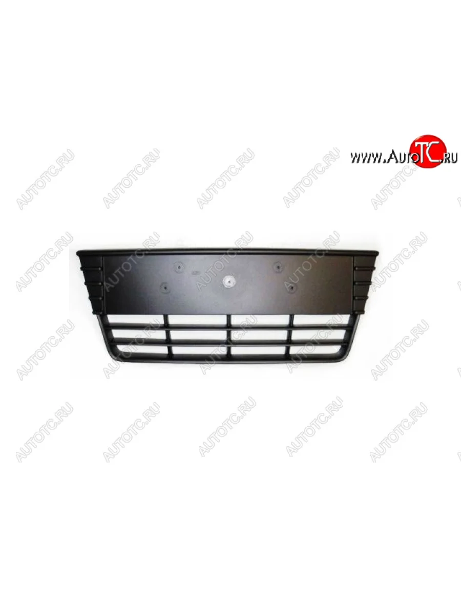 Вставка воздухозаборника бампера BodyParts Ford Focus 3 хэтчбэк дорестайлинг (2010-2015) (Неокрашенная)  с доставкой в г. Керчь