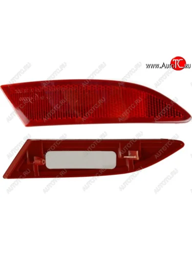 Правый катафот в бампер BodyParts Ford Focus 3 хэтчбэк дорестайлинг (2010-2015)