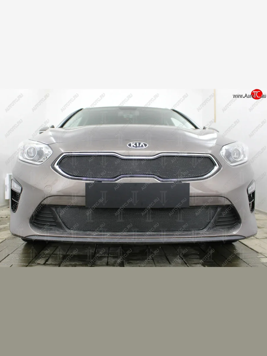 Защитная сетка в бампер (низ, ячейка 3х7 мм) Alfeco Стандарт KIA Ceed 3 CD хэтчбэк (2018-2025) (Чёрная)  в Керчи Республика Крым