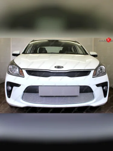 Защитная сетка в бампер (низ, ячейка 4х10 мм) Alfeco Премиум (Хром) KIA Rio  4 YB (2017-2020) дорестайлинг, хэтчбэк