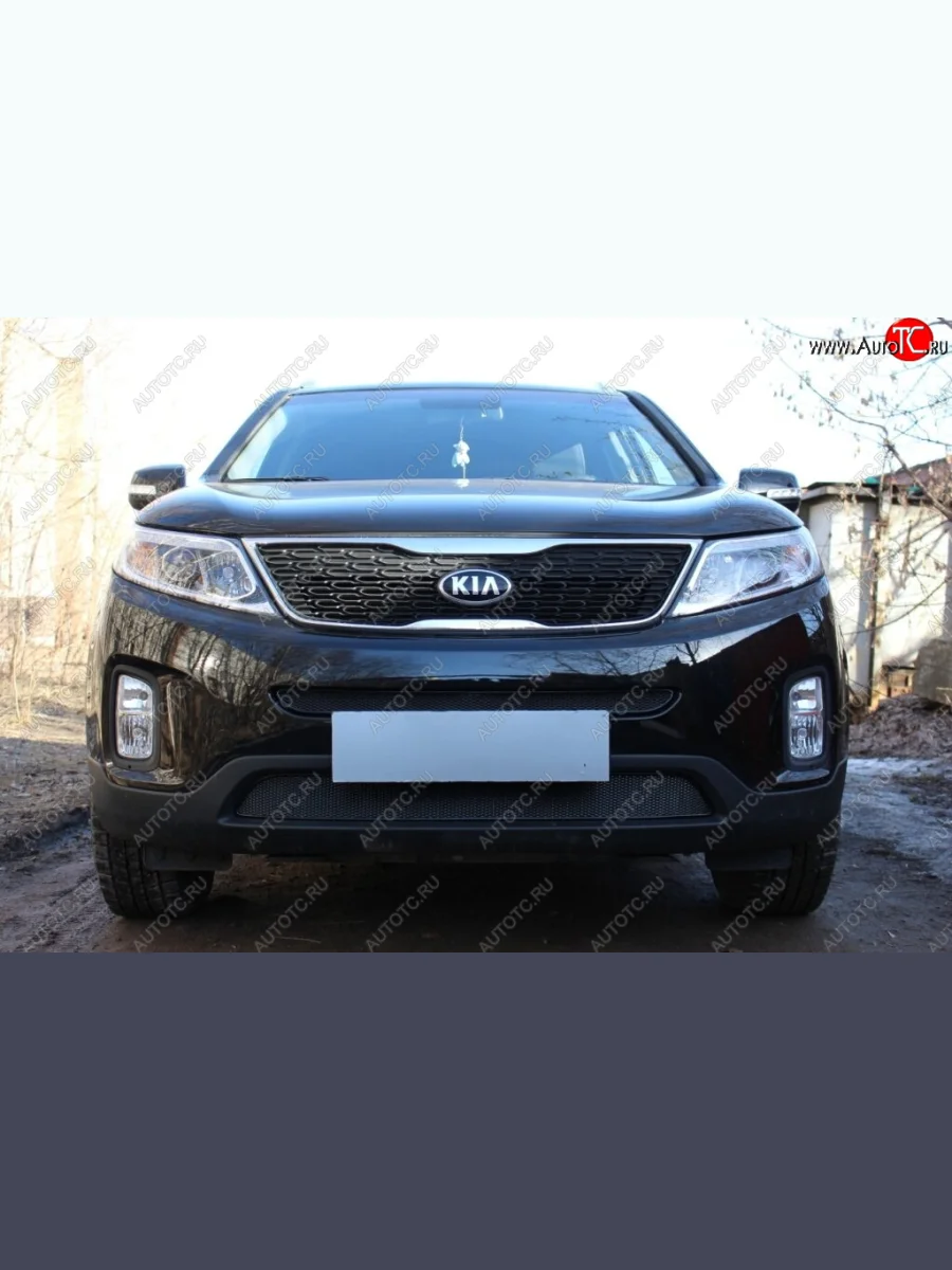 Защитная сетка в бампер (середина, ячейка 4х10 мм) Alfeco Премиум KIA Sorento XM рестайлинг (2012-2015) (Чёрная)  в Керчи Республика Крым