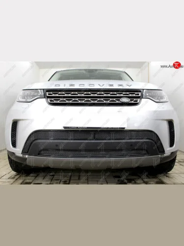 Защитная сетка в бампер (низ, 3 части, ячейка 4х10 мм) Alfeco Премиум (Чёрная) Land Rover Discovery 5 L462 дорестайлинг (2016-2020)