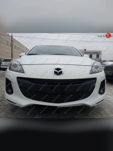 Защитная сетка в бампер (низ, ячейка 3х7 мм) Alfeco Стандарт (Чёрная) Mazda 3/Axela  BL (2011-2013) рестайлинг седан, рестайлинг, хэтчбэк