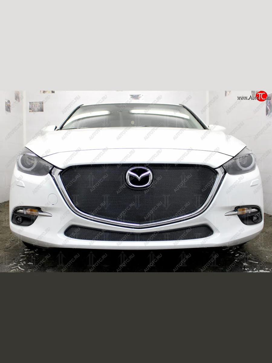Защитная сетка в бампер (верх, ячейка 3х7 мм, без рамки под номер) Alfeco Стандарт Mazda 3/Axela BM рестайлинг седан (2016-2019) (Чёрная)  в Керчи Республика Крым