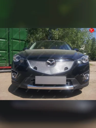 Защитная сетка в бампер (верх, с парктроником, ячейка 4х10 мм) Alfeco Премиум (Хром) Mazda CX-5 KE дорестайлинг (2011-2014)