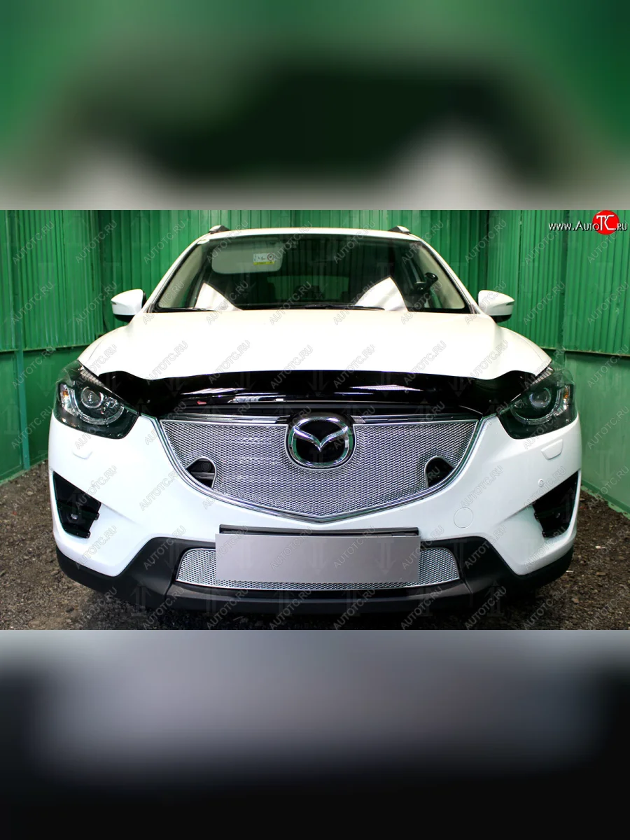 Защитная сетка в бампер (верх, с парктроником, ячейка 4х10 мм) Alfeco Премиум Mazda CX-5 KE рестайлинг (2015-2017) (Хром)  с доставкой в г. Керчь