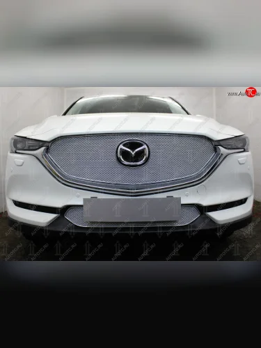 Защитная сетка в бампер (верх, ячейка 4х10 мм) Alfeco Премиум (Хром) Mazda CX-5 KF (2016-2025)