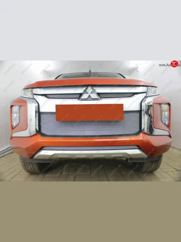 Защитная сетка в бампер (середина, ячейка 3х7 мм) Alfeco Стандарт (Хром) Mitsubishi L200 5 KK,KL рестайлинг (2018-2022)