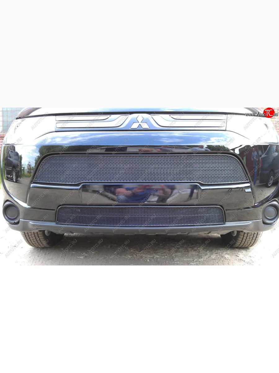 Защитная сетка в бампер (низ, ячейка 3х7 мм) Alfeco Стандарт Mitsubishi Outlander GF дорестайлинг (2012-2014) (Чёрная)  в Перми Пермском крае