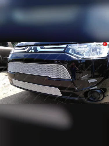 Защитная сетка в бампер (низ, ячейка 3х7 мм) Alfeco Стандарт (Хром) Mitsubishi Outlander GF дорестайлинг (2012-2014)