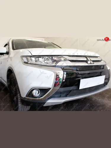 Защитная сетка в бампер (3 части, с парктроником, ячейка 4х10 мм) Alfeco Премиум (Чёрная) Mitsubishi Outlander GF 2-ой рестайлинг (2015-2018)