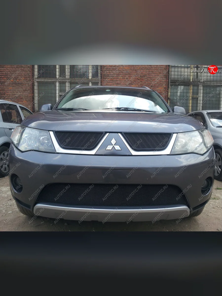 Защитная сетка в бампер (низ, ячейка 3х7 мм) Alfeco Стандарт Mitsubishi Outlander XL (CW)  дорестайлинг (2005-2009) (Чёрная)  в Керчи Республика Крым