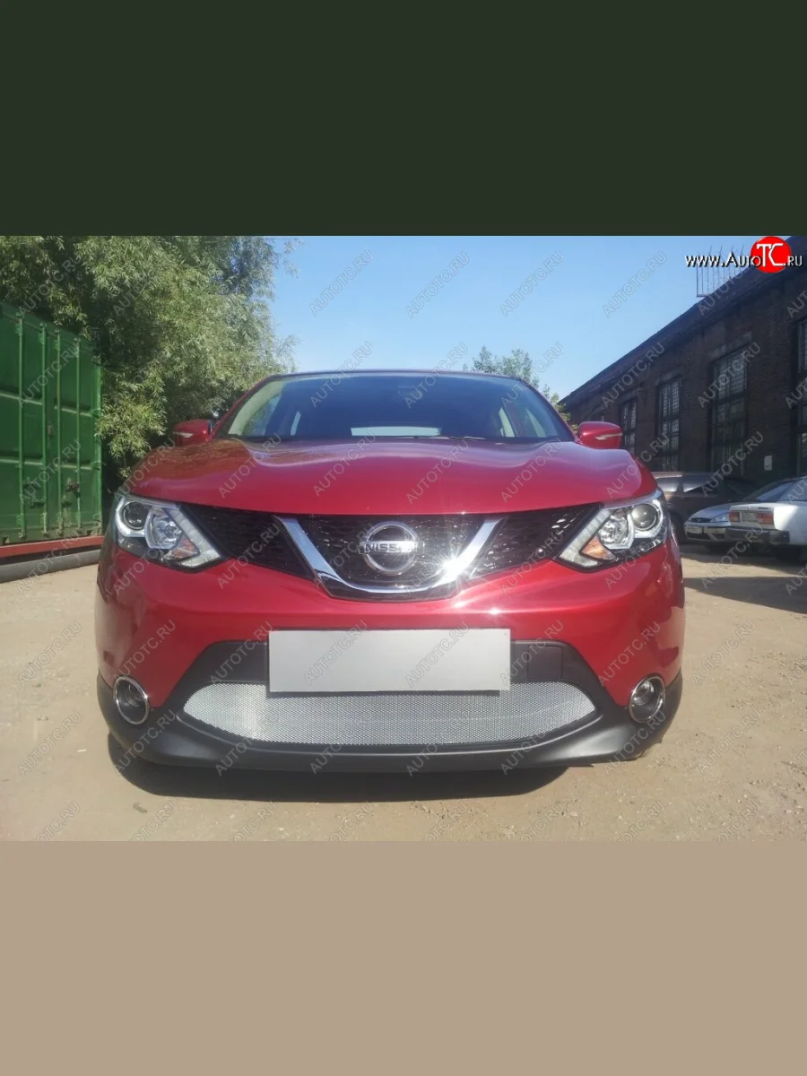 Защитная сетка в бампер (низ, ячейка 3х7 мм) Стрелка11 Стандарт Nissan Qashqai 2 J11 дорестайлинг (2013-2019) (Хром)  в Самаре Самарской области