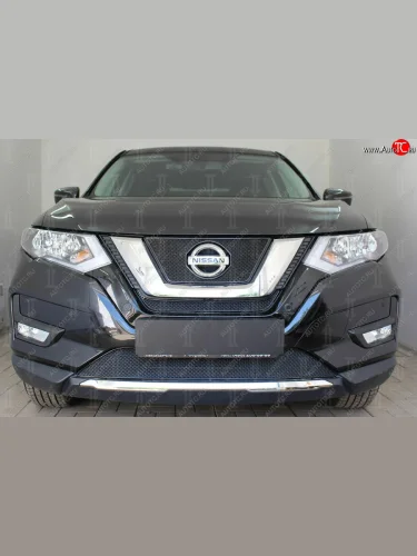 Защитная сетка в бампер (верх, ячейка 4х10 мм) Стрелка11 Премиум (Чёрная) Nissan X-trail 3 T32 рестайлинг (2017-2022)