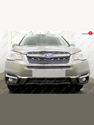 Защитная сетка в бампер (середина, ячейка 4х10 мм) Стрелка11 Премиум (Чёрная) Subaru Forester SJ рестайлинг (2016-2019)