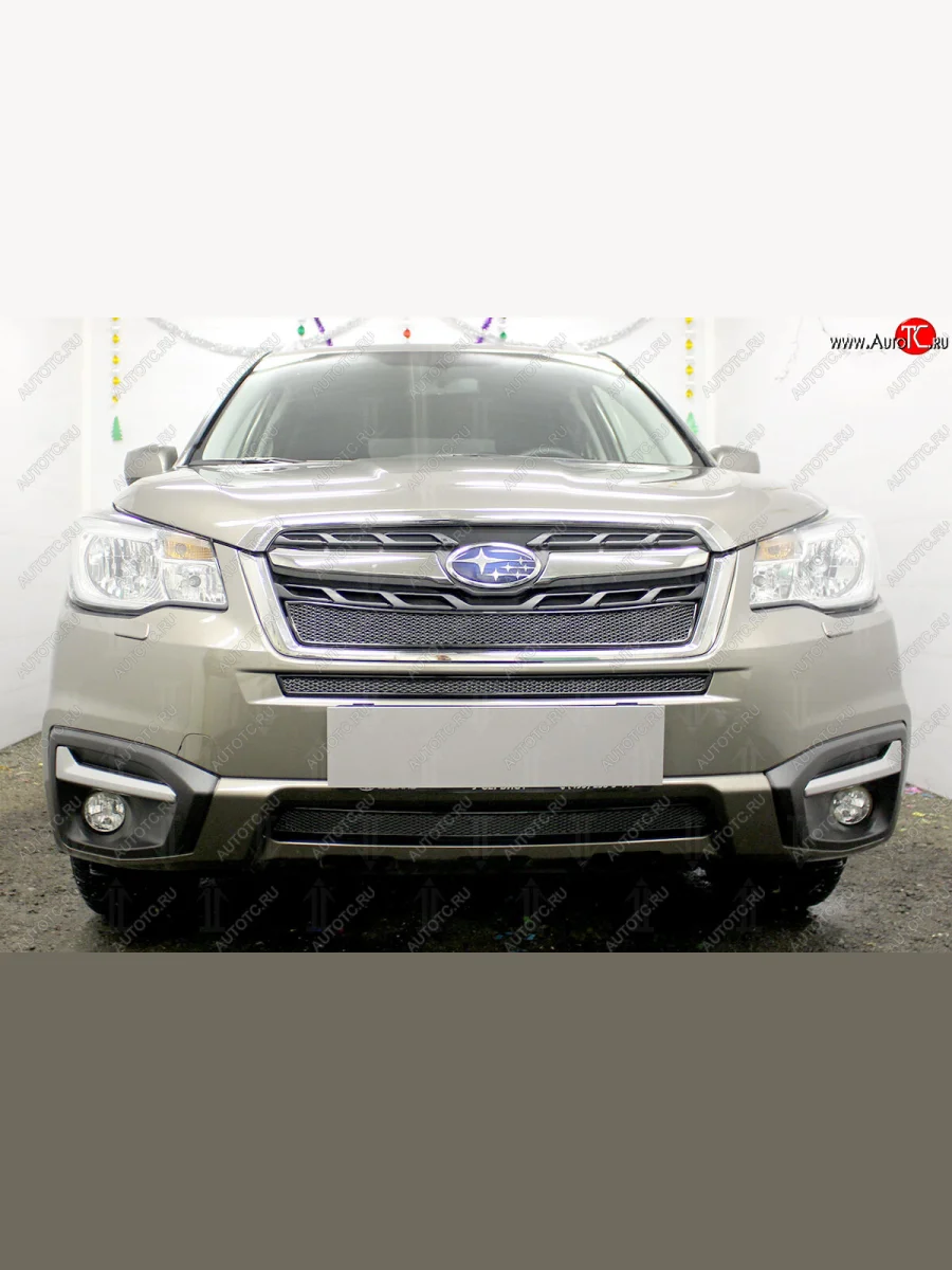 Защитная сетка в бампер (середина, ячейка 4х10 мм) Стрелка11 Премиум Subaru Forester SJ рестайлинг (2016-2019) (Чёрная)  в Керчи Республика Крым