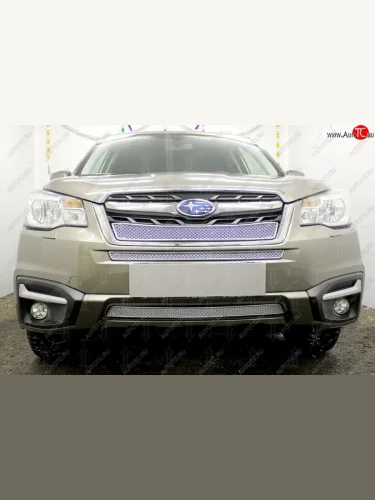 Защитная сетка в бампер (низ, ячейка 4х10 мм) Стрелка11 Премиум (Хром) Subaru Forester SJ рестайлинг (2016-2019)