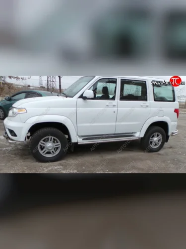 Защита порогов d42 мм Металл Дизайн (Полированная нержавейка) Уаз Патриот ( 3163 5-дв.,  3163 5 дв.) (2014-2025) 1-ый рестайлинг, 2-ой рестайлинг