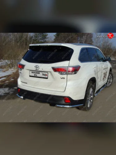 Защита заднего бампера (уголки, d60,3 мм) TCC Toyota Highlander  XU50 (2013-2017) дорестайлинг