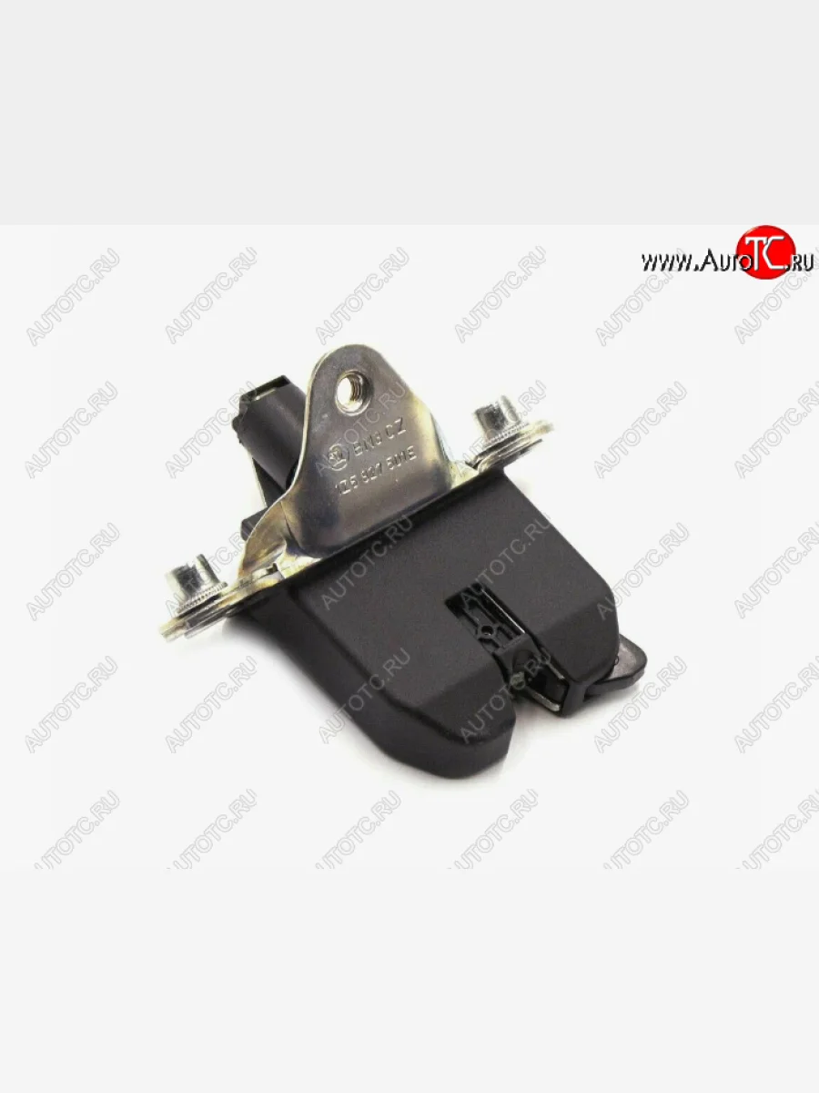 Замок крышки багажника VAG  Skoda Octavia (2008-2013) A5  в Воронеже Воронежской области