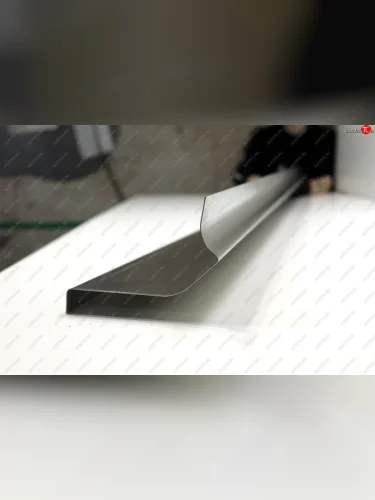 Левый ремонтный порог AUTOFERRUM (Холоднокатаная сталь 1 мм) Mazda MPV LW дорестайлинг (1999-2002)