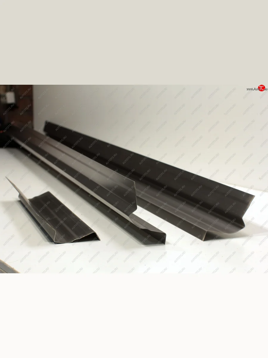 Комплект ремонтных порогов (с усилителем) AUTOFERRUM Hyundai Starex/Grand Starex/H1 TQ дорестайлинг (2007-2013) (Холоднокатаная сталь 1.2 мм)  в Керчи Республика Крым