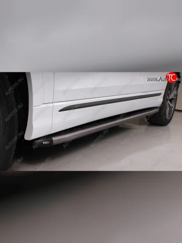 Пороги алюминиевые с пластиковой накладкой ТСС Тюнинг (карбон серебро) Audi Q8 4MN (2018-2022)