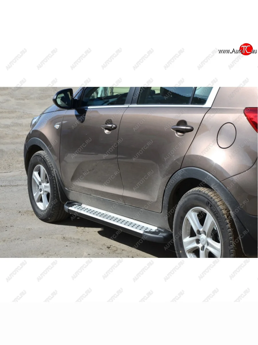 Пороги бумер алюминиевые с резинкой, Техно Сфера  KIA Sportage (1993-2025) 1 JA, 2 JE,KM, 3 SL, 4 QL, 5 NQ5 (Черный глянец)  с доставкой в г. Самара