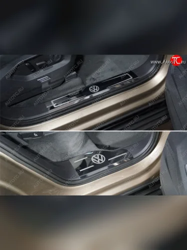 Накладки на пластиковые пороги (4шт) ТСС Тюнинг (лист зеркальный логотип VW) Volkswagen Touareg 3 CR дорестайлинг (2018-2022)