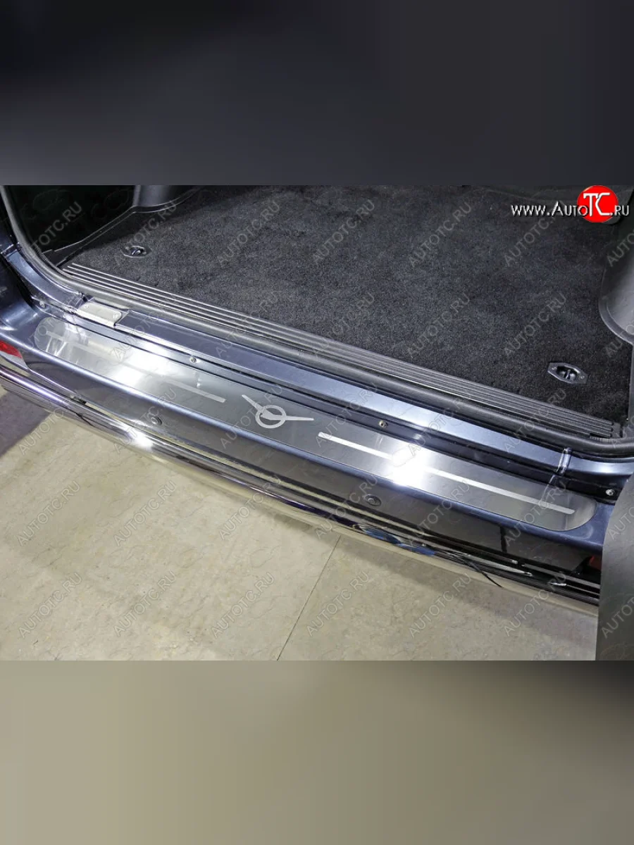 Накладка на задний бампер ТСС Тюнинг Уаз Патриот 3163 5-дв. 1-ый рестайлинг (2014-2016) (лист шлифованный логотип УАЗ)  с доставкой в г. Керчь