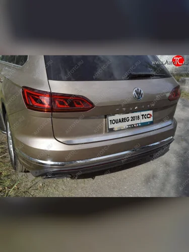 Накладка на заднюю дверь, ТСС Тюнинг (Лист шлифованный) Volkswagen Touareg 3 CR дорестайлинг (2018-2022)