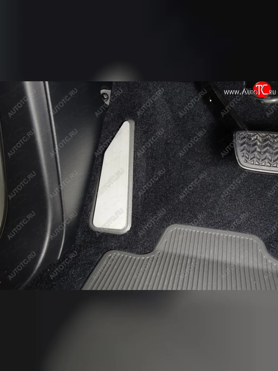 Накладка площадки левой ноги, ТСС Тюнинг Toyota Land Cruiser 200 2-ой рестайлинг (2015-2021) (лист алюминий 4мм)  в Керчи Республика Крым