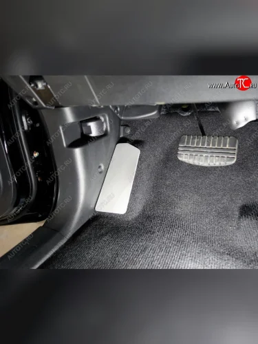 Накладка площадки левой ноги, ТСС Тюнинг (лист алюминий) Mitsubishi Pajero Sport QF рестайлинг (2019-2022)