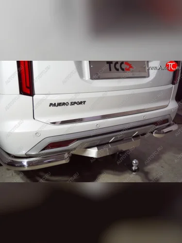 Накладка на заднюю дверь, ТСС Тюнинг (лист шлифованный) Mitsubishi Pajero Sport QF рестайлинг (2019-2022)