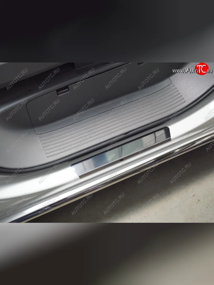 Накладки на передние пороги, ТСС Тюнинг Hyundai Staria US4 (2021-2022) (лист зеркальный)  в Перми Пермском крае